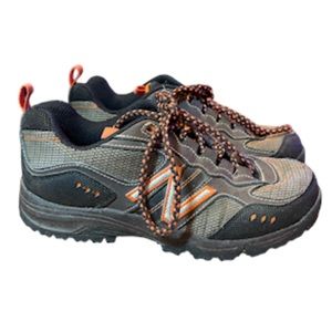 Boys New Balance size 4